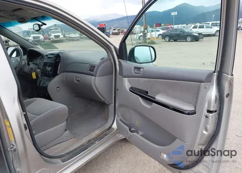 2005 Toyota Sienna Le из США, поврежденный, VIN 5TDZA23CX5S286952